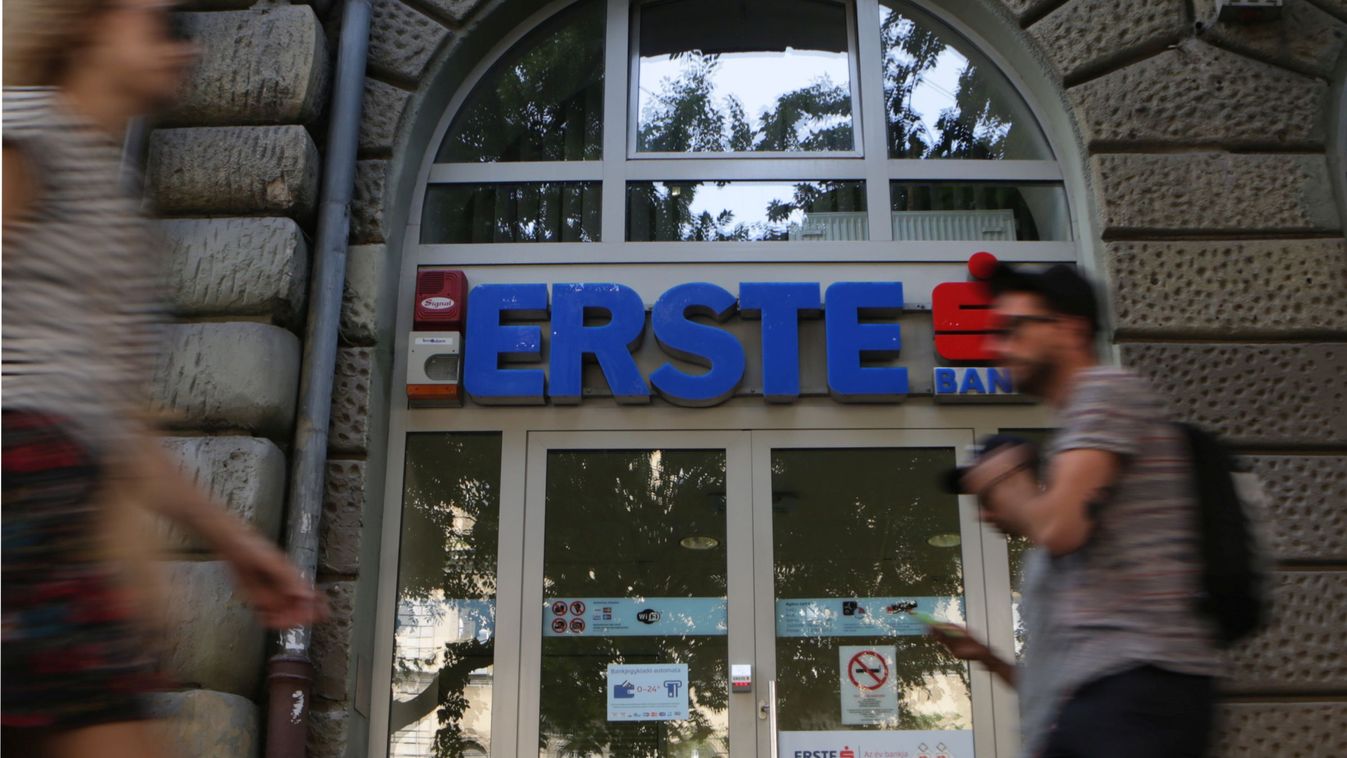 ERSTE Bank a Teréz körúton 2016 augusztus 19. erste, bank, pénz, pénzintézet 