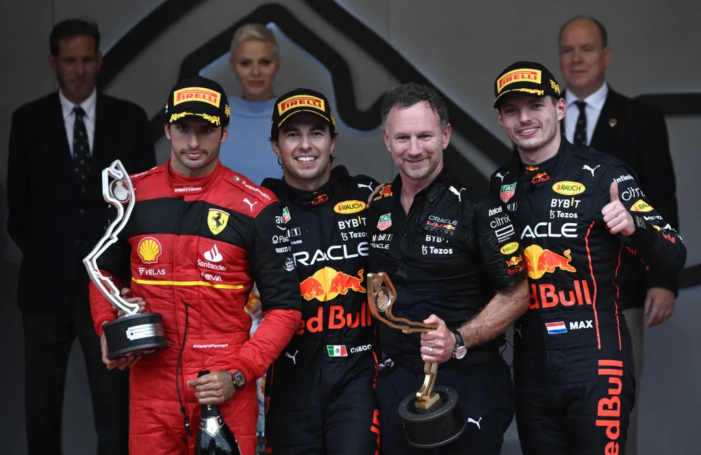 Forma-1, Carlos Sainz, Sergio Pérez, Max Verstappen, Monacói Nagydíj 2022, dobogó 