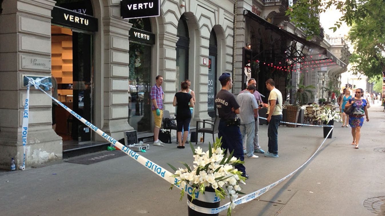 Kiraboltak egy luxusbutikot az Andrássy úton szerda délután, Vertu, luxustelefonok