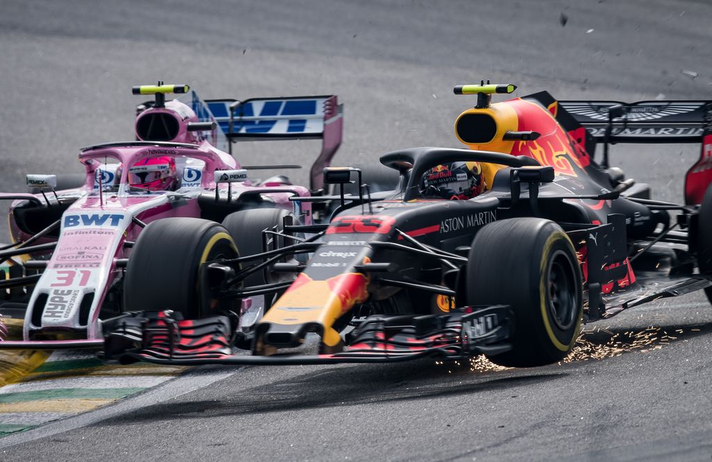 Forma-1, Brazil Nagydíj, Max Verstappen, Esteban Ocon, Red Bull Racing, Force India, ütközés 