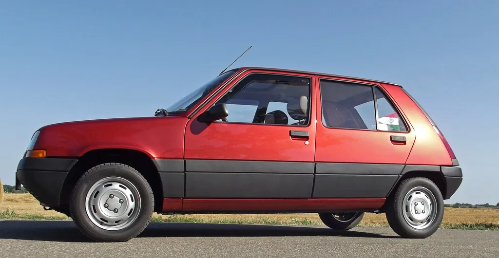 Renault Super 5 TL (1985) veteránteszt 