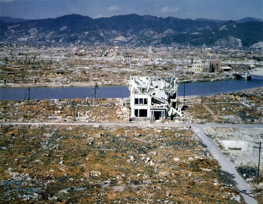 Atomic Bomb Hiroshima huty20894 colour photograph huty20894,colour photograph 