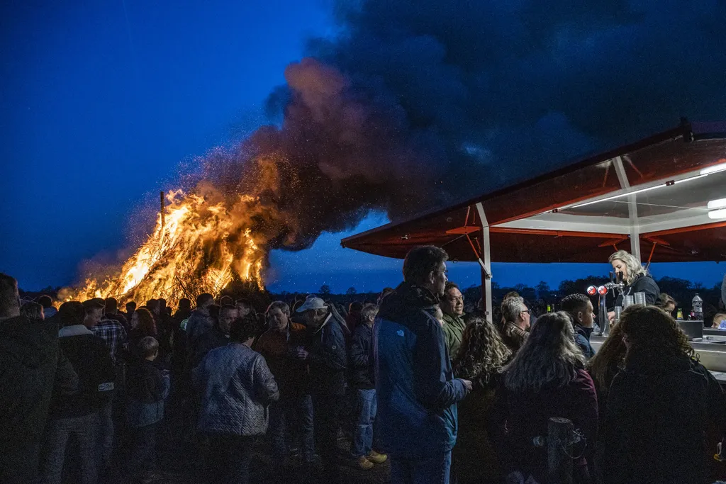 Hollandia, holland, húsvét, húsvéti, máglya, tűz, tavasz, hagyomány 