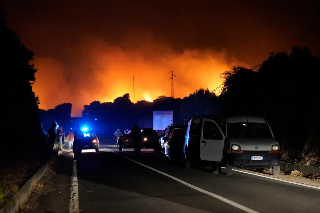 Tűz Szardínia szigetén, galéria, 2021.07.26. 