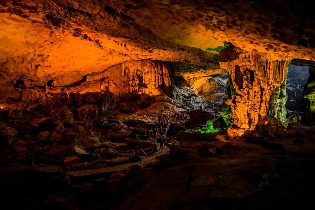 másik bolygó  asian vietnamese southeast asian vietnam southeast asia asia vietnamese culture asian culture awe bad condition eroded deteriorating beauty in nature natural beautiful nature c 