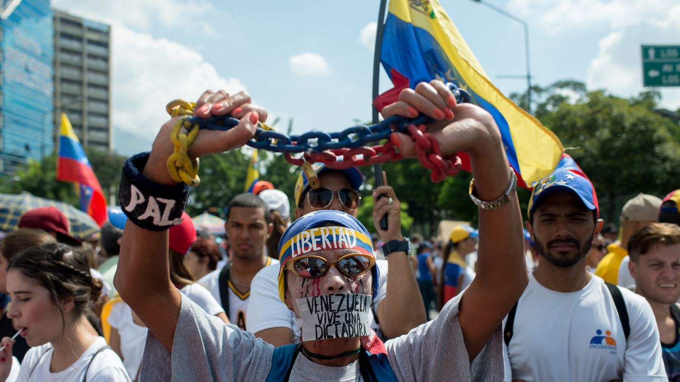 Venezuela gazdaság gazdasági csőd Caracas tüntetés 