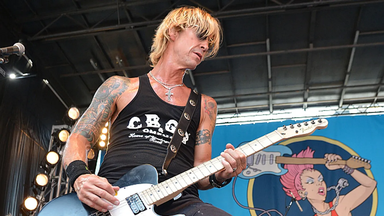 Duff McKagan basszusgitáros, a Guns N' Roses volt tagja, GNR