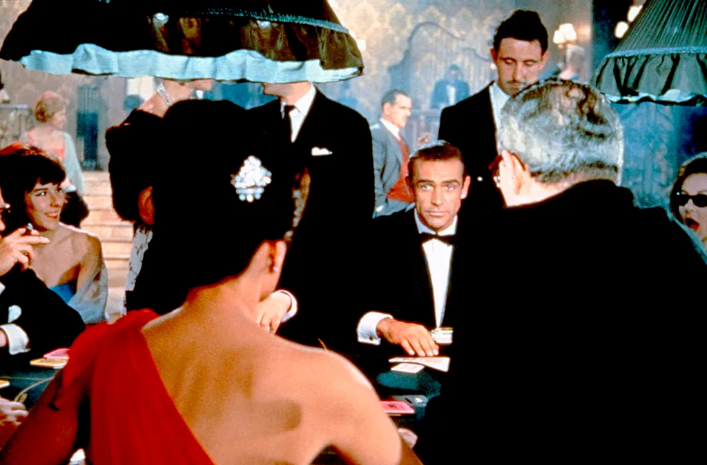 James Bond 007 contre Dr. No James Bond Ian Fleming Horizontal CASINO 