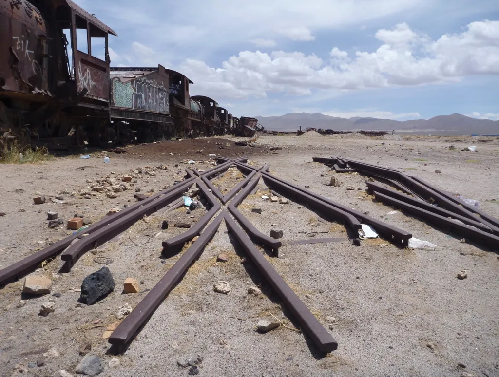 Elhagyatott vonattemető Bolíviában, Uyuni, galéria, 2022 