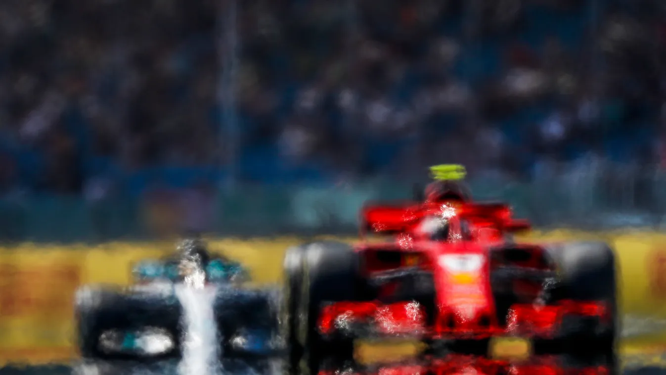 Forma-1, Brit Nagydíj, Lewis Hamilton, Sebastian Vettel, Mercedes-AMG Petronas, Scuderia Ferrari 