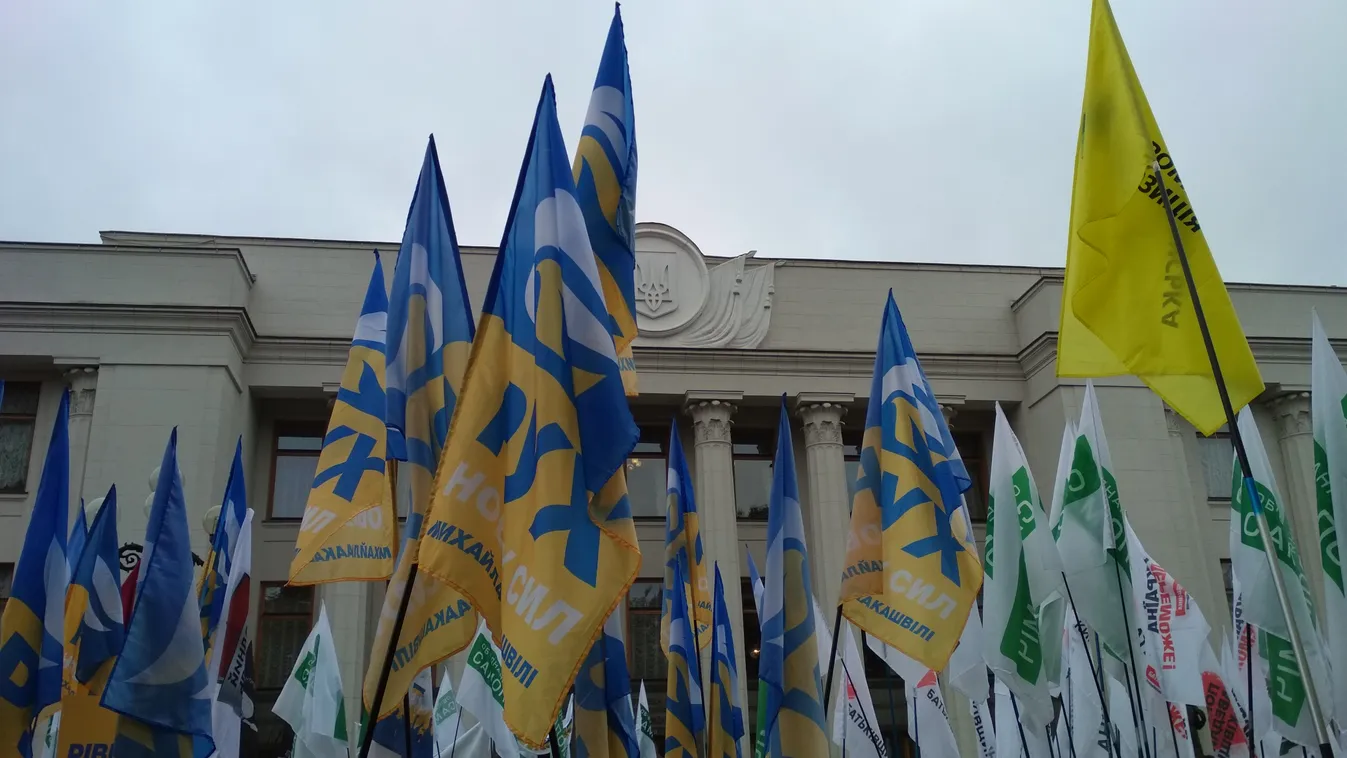 UKRAINE, Kiev: Opposition protesters take to the streets of Kiev, Ukraine at the call of former President Mikheil Saakashvili's party on October 17, 2017. - Denis Myts 