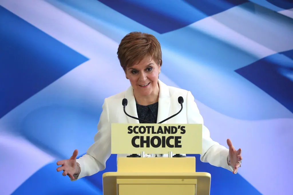 STURGEON, Nicola Edinburgh, 2020. január 31.
Nicola Sturgeon skót miniszterelnök, a Skóciában kormányzó Skót Nemzeti Párt (SNP) vezetője beszédet mond pártja edinburghi rendezvényén 2020. január 31-én. A nap végén a Skóciát is magában foglaló Egyesült Kir