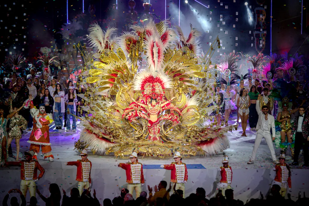 karnevál, királnyő, karneválkirálynő, santa cruz de tenerife, spanyolország, spanyol, legszebb, jelmez, kosztüm 
