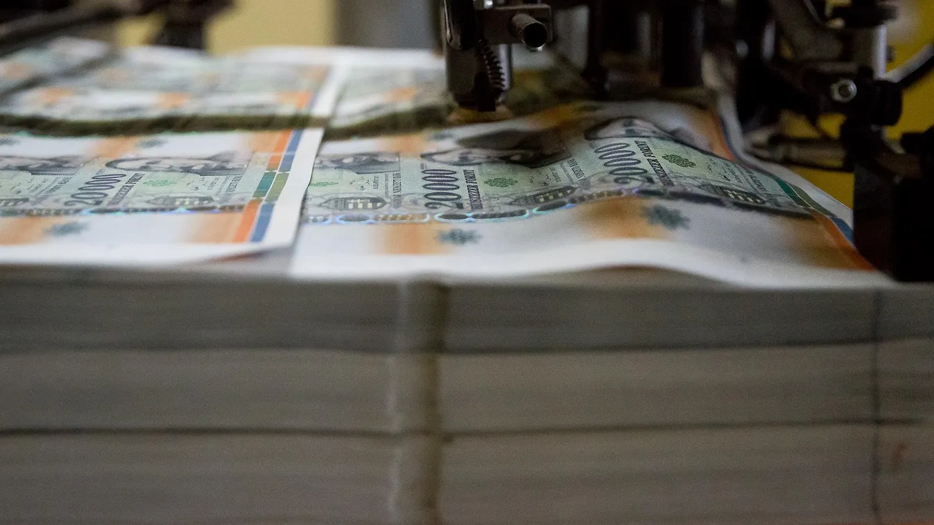 MNB pénzverde pénz forint pénzverdéjének sajtóbejárása Pénzkészítés Pénz Pénznyomtatás Magyar Nemzeti Bank Bankjegy 