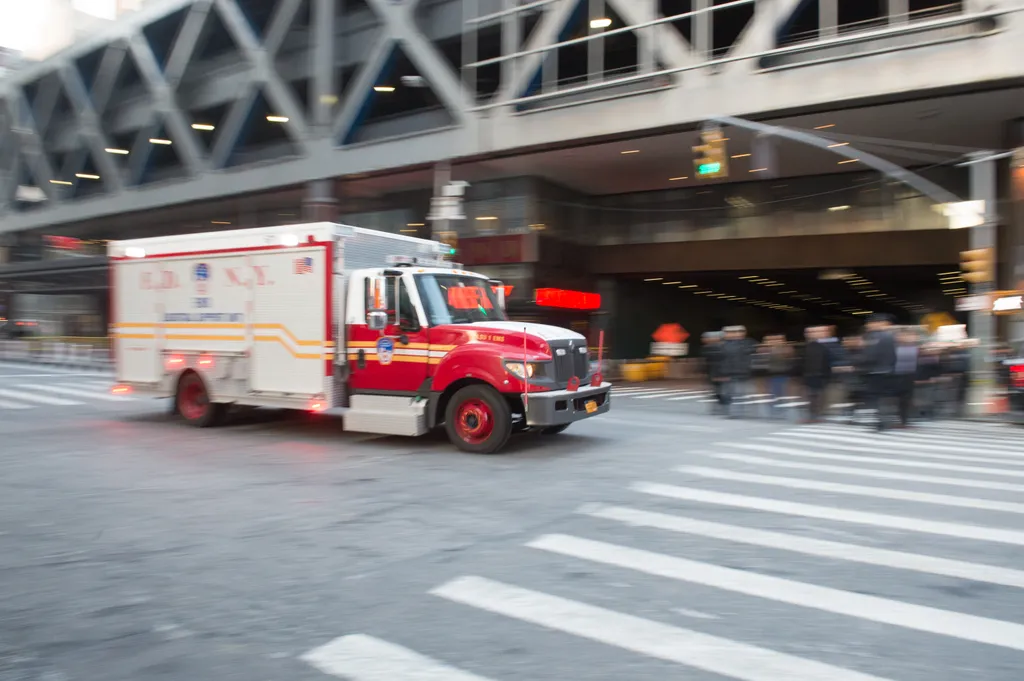 manhattan robbantás galériába képalá nélkül 