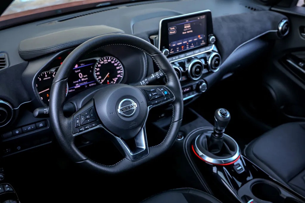 Nissan Juke autó, teszt 2020. február 18. 