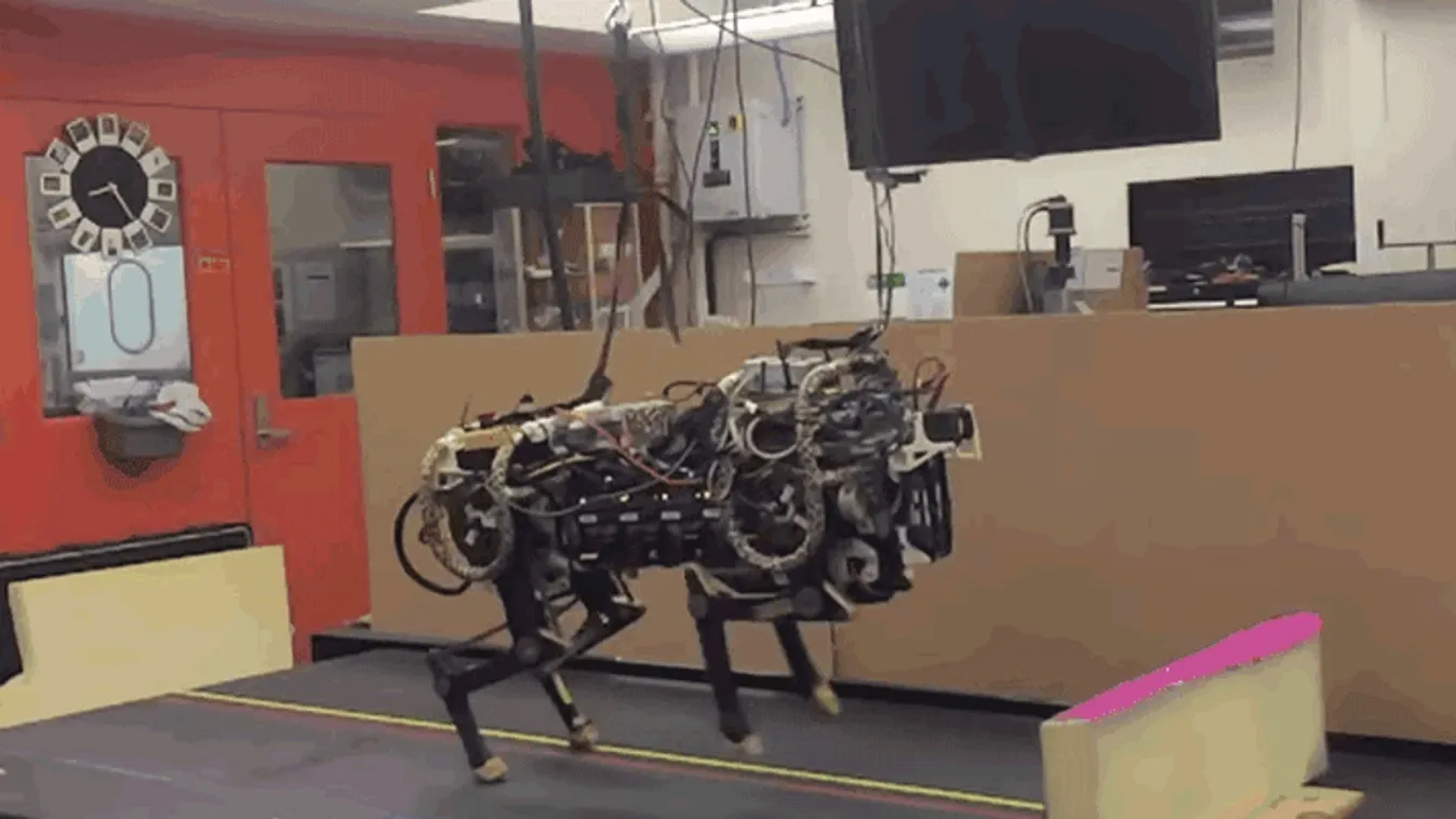 MIT cheetah robot lands the running jump 