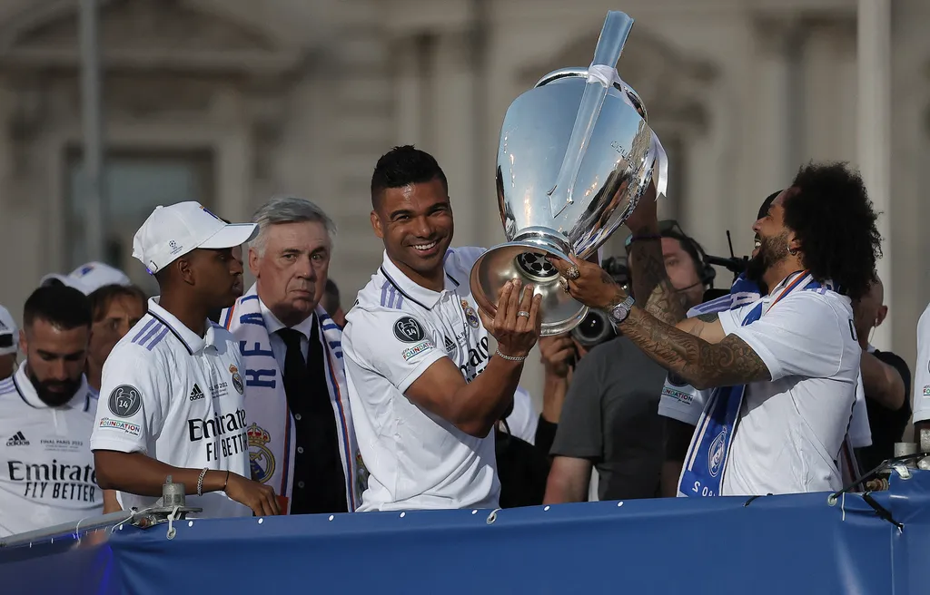 Real Madrid celebrate 14th Champions League win bernabeu,Carlo Ancelotti,Celebration,champions 2022,champions le Horizontal 