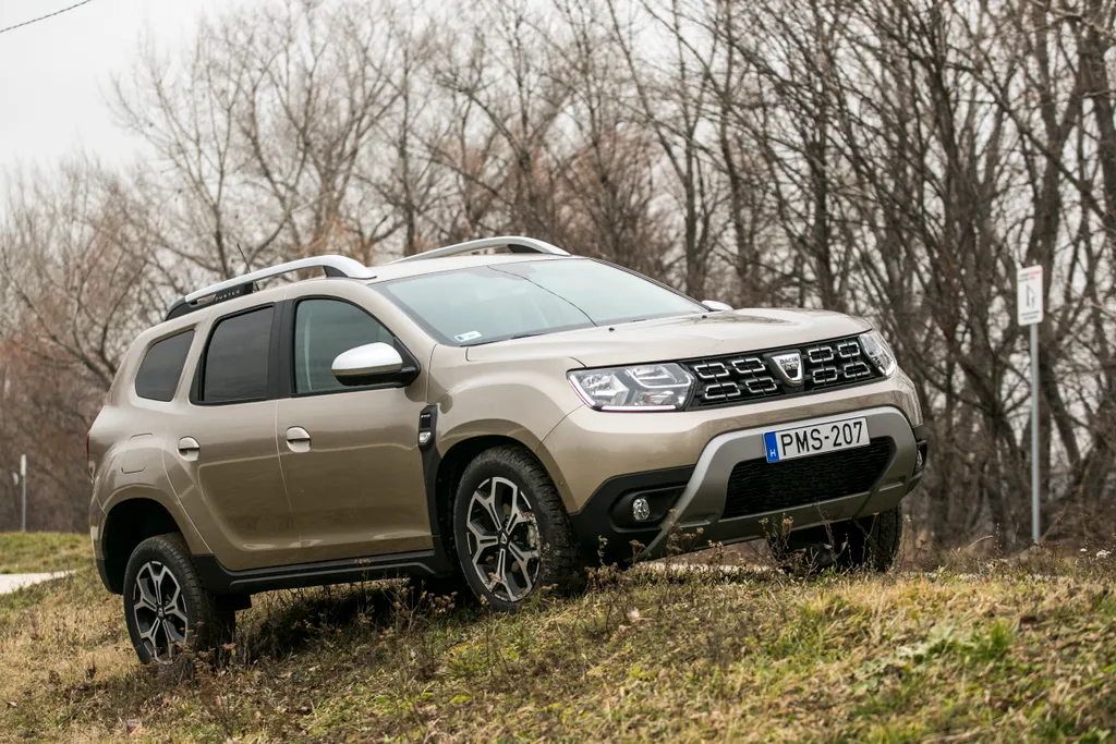 dacia duster autó 