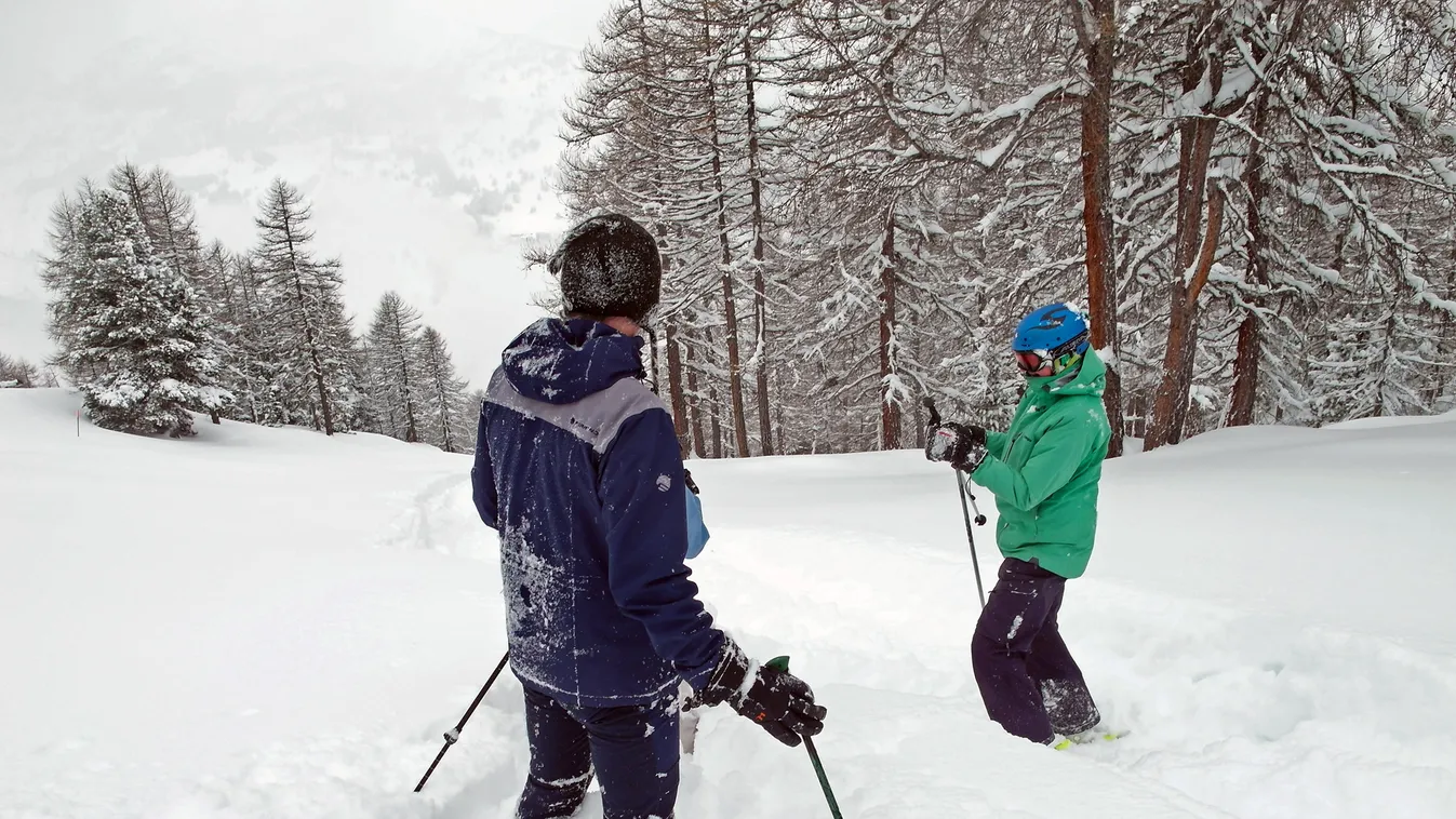 Free ride - szabad síelés a Pragelato természetes síövezetben  Cala Cimentivel, az első olasz "hópárduccal" hópárduc 