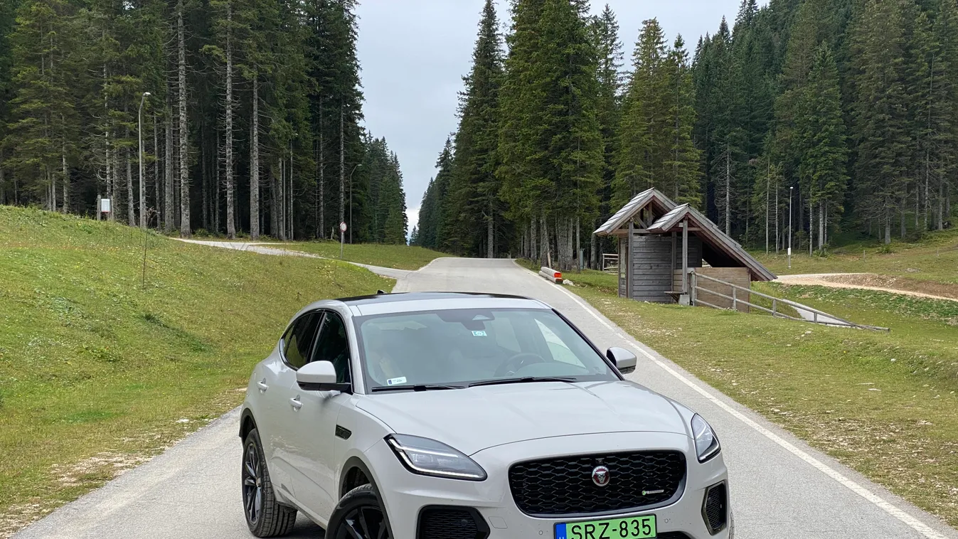 Jaguar E-Pace P300e PHEV teszt 