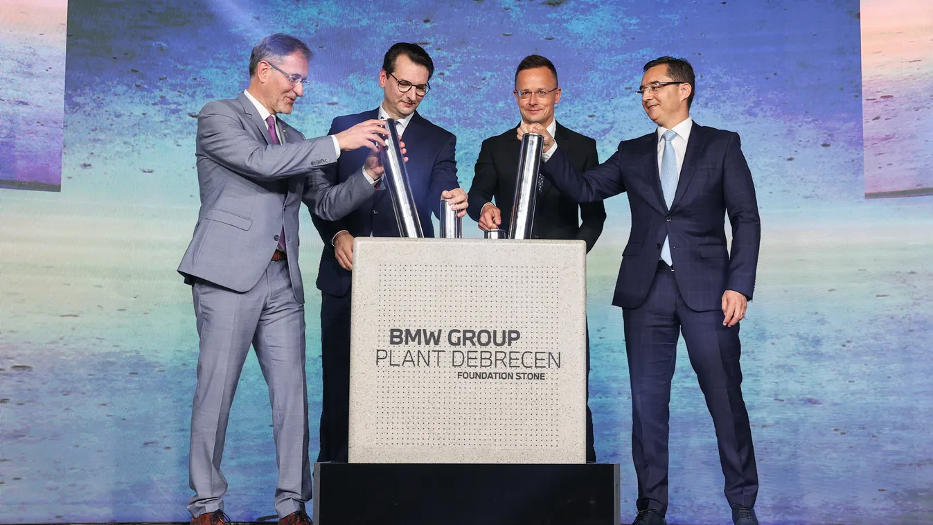 BMW, BMW gyár alapkőletételi eseményére, sajtóesemény, bmw, autó, Debrecen BMW, Debrecen 