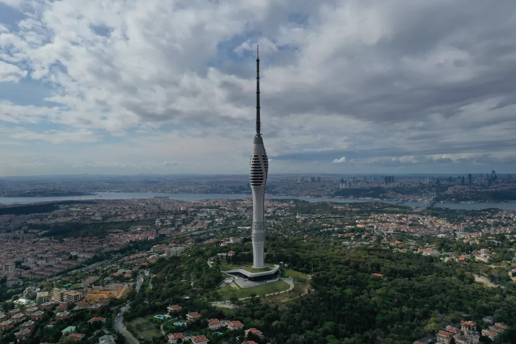Camlica TVtorony Isztambul Törökország kilátó  Camlica TV-Radio Tower in Istanbul 2021,Camlica Tower,Camlica TV-Radio Tower,drone,Istanbul,Septemb Horizontal 