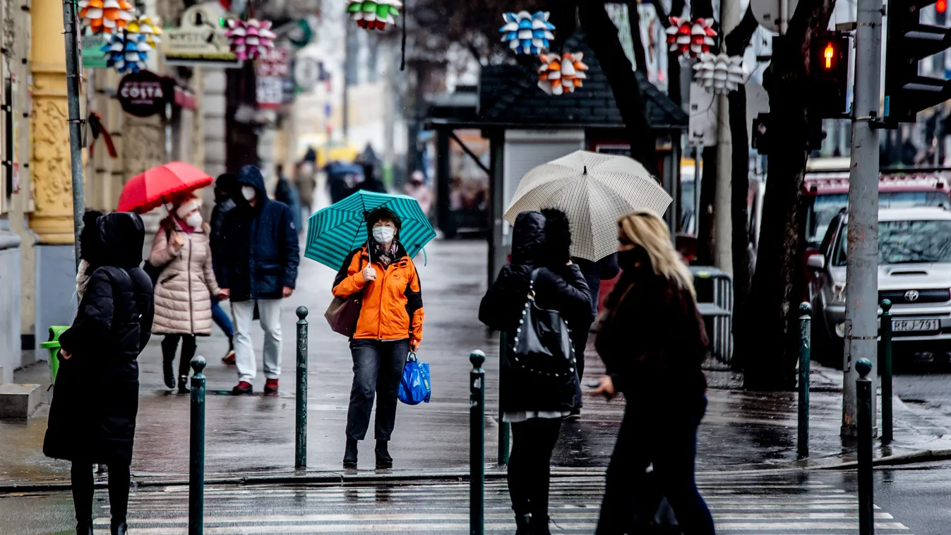 koronavírus, Budapest, maszk, eső, esernyő 