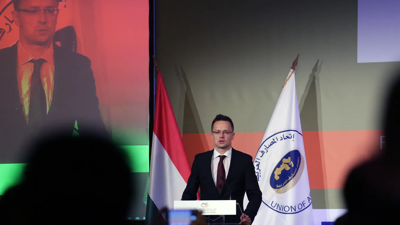 Szíjjártó Péter külügyminiszter beszél ay Arab Bankok Szövetségének éves közgyűlésén a Hilton hotelben 2015 június 9-én Szíjjártó Péter külügyminiszter beszél ay Arab Bankok Szövetségének éves közgyűlésén a Hilton hotelben Orbán Viktor 