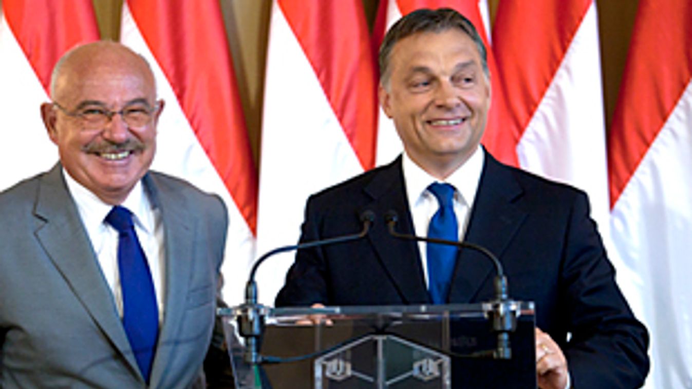 Orbán viktor miniszterelnök beszél a külképviseletvezetői értekezlet nyitónapján, martonyi János külügyminiszter