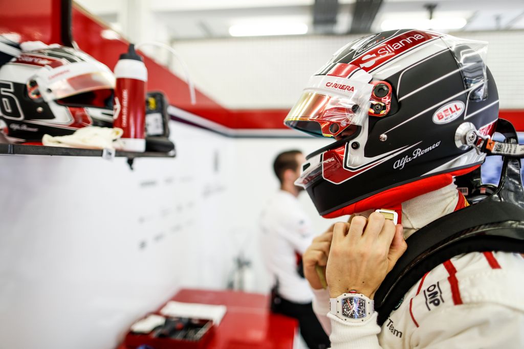 A Forma-1-es Bahreini Nagydíj szombati napja, Charles Leclerc, Alfa Romeo Sauber F1 Team 