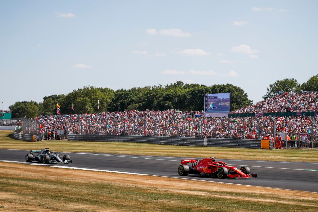 A Forma-1-es Brit Nagydíj, Sebastian Vettel, Ferrari, Lewis Hamilton, Mercedes 