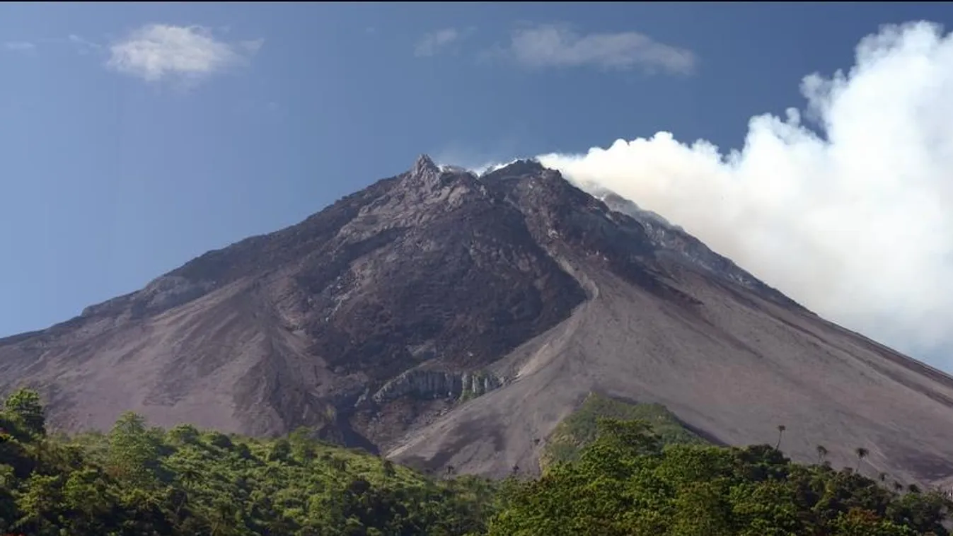 A Merapi vulkán, Indonézia 