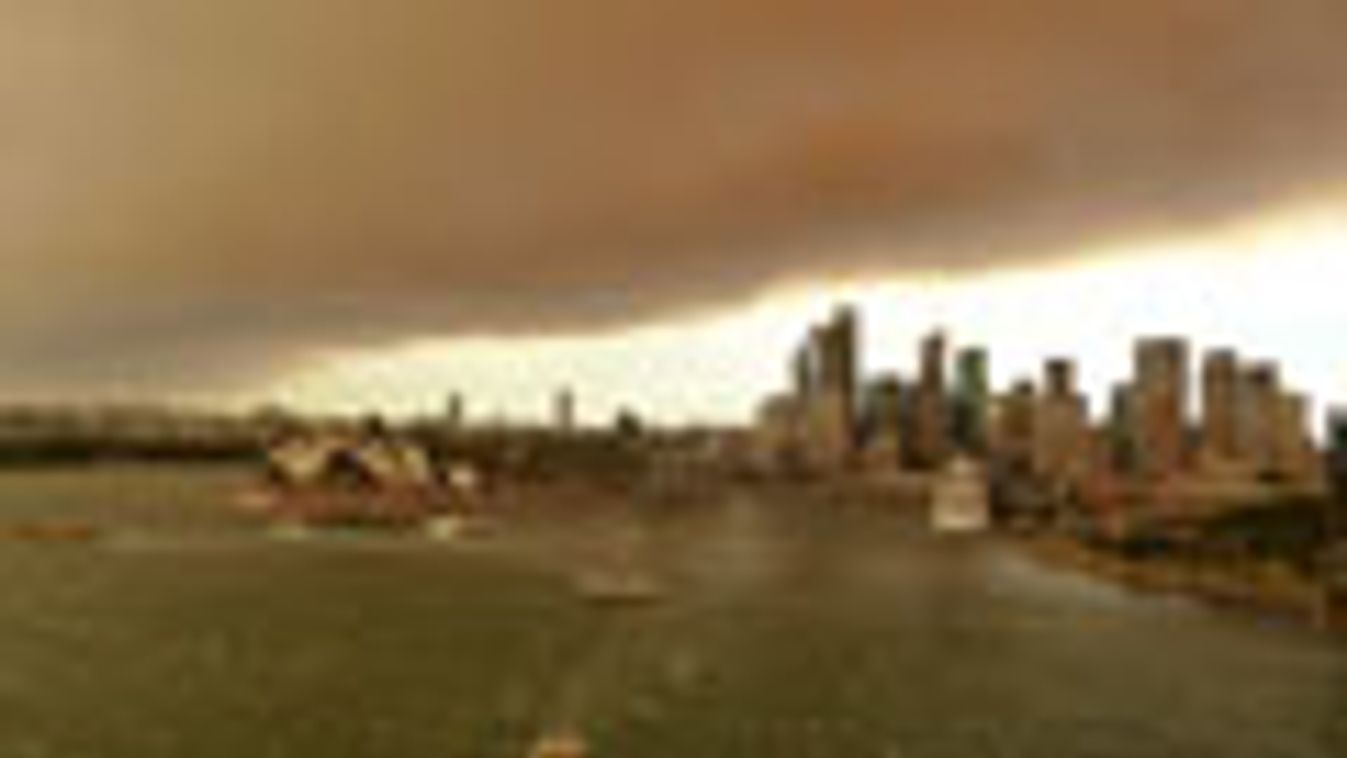 A bozóttűz füstje Sydney felett 
