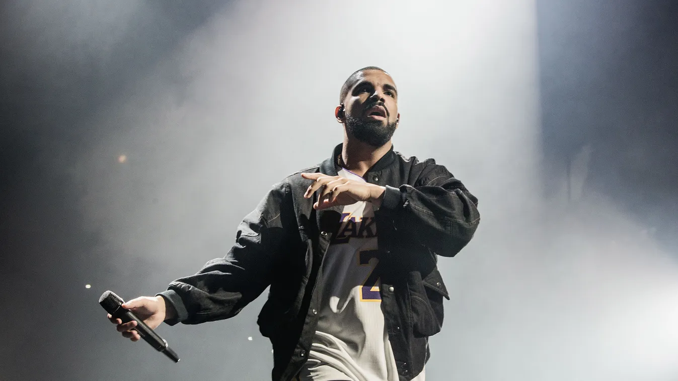 Drake And Future Perform At The Forum The Forum Inglewood Summer Sixteen Rap > at The Forum on September 27, 2016 in Inglewood, California. 