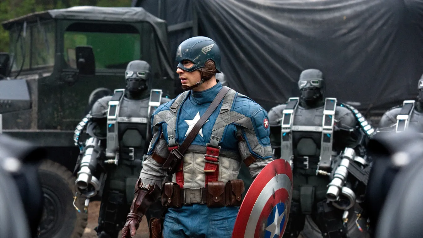 Chris Evans az Amerika kapitány: Az első bosszúálló című filmben 