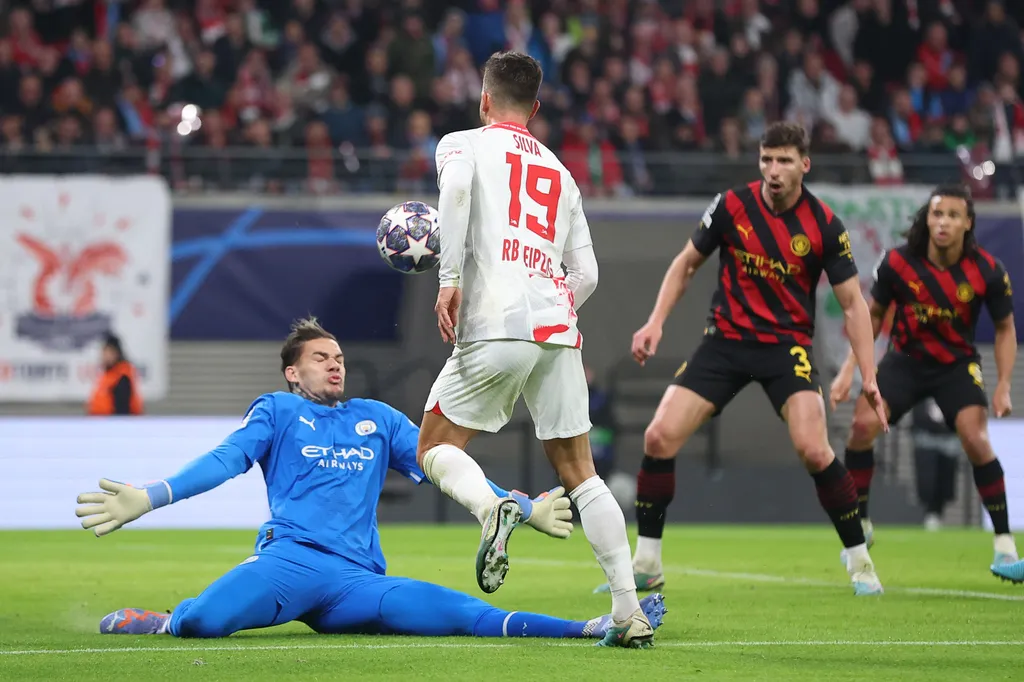 RB Leipzig - Manchester City Sports soccer Horizontal CHAMPIONS LEAGUE 