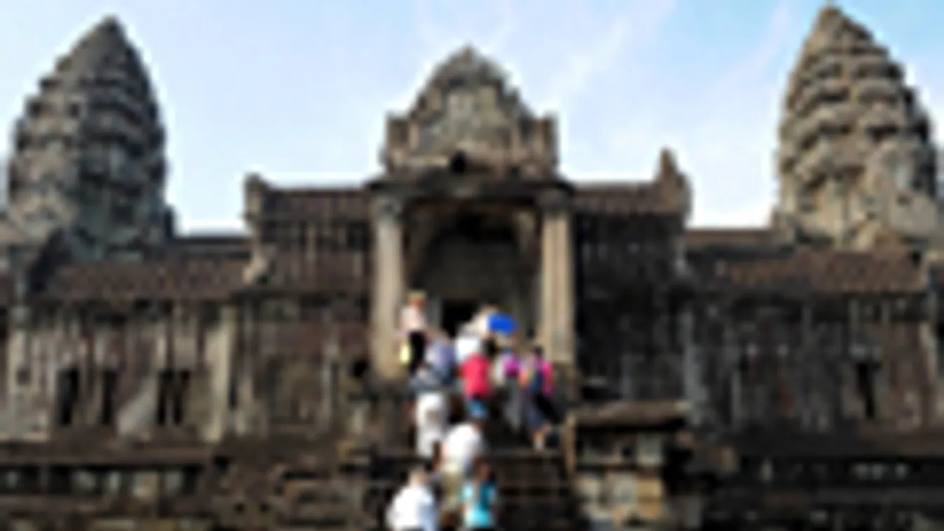 Kambodzsai útibeszámoló, Angkor, turisták