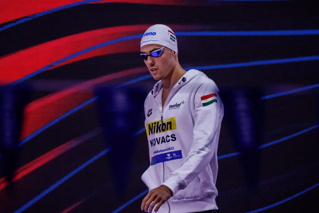 FINA vizes VB 2022, FINA, vizes VB, 2022.06.22, 19. FINA Világbajnokság, férfi, 200 m, hát, elődöntő, Kovács Benedek Bendegúz 