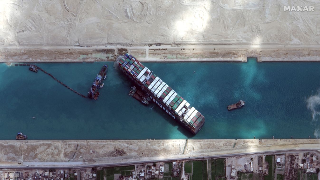 teherhajó, Szuezi-csatorna 