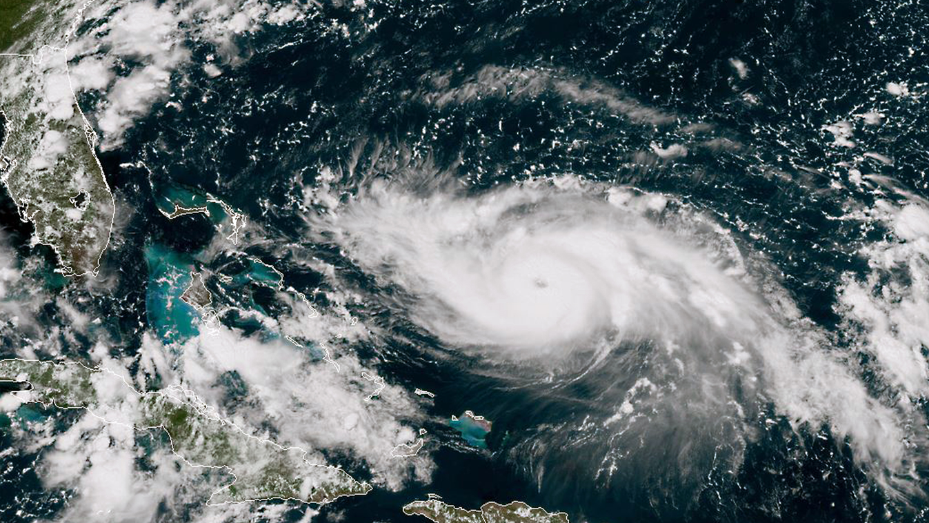 Horizontal STORM This satellite image obtained from NOAA/RAMMB, shows Tropical Storm Dorian as it approaching the Bahamas and Florida at 17:40 UTC on August 30, 2019. - Hurricane Dorian -- expected to barrel into Florida early next week -- has strengthene