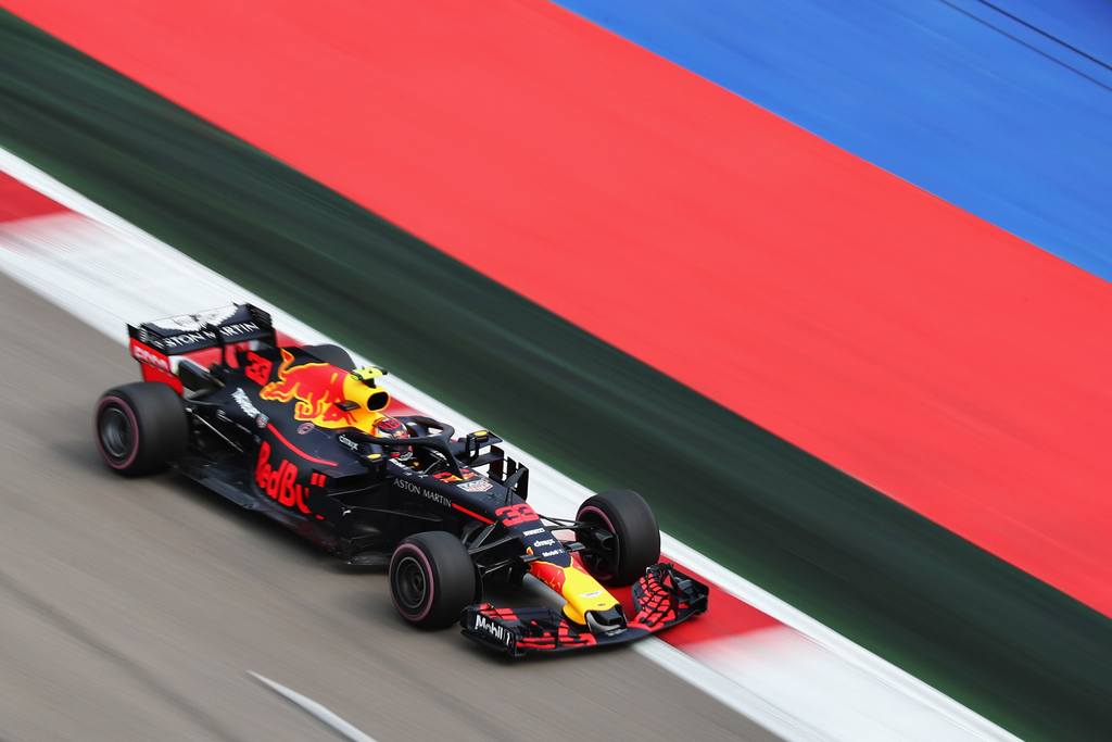 A Forma-1-es Orosz Nagydíj pénteki napja, Max Verstappen, Red Bull Racing 