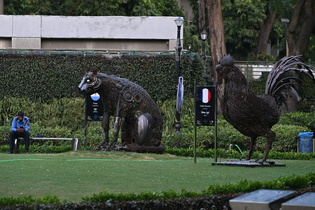 Vasból készült műalkotások díszítik ezt a különleges parkot Új-Delhiben, galéria, 2023 