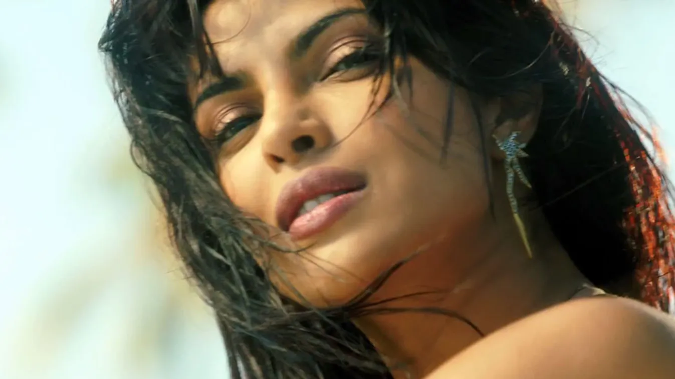 Priyanka Chopra: Exotic videoklip