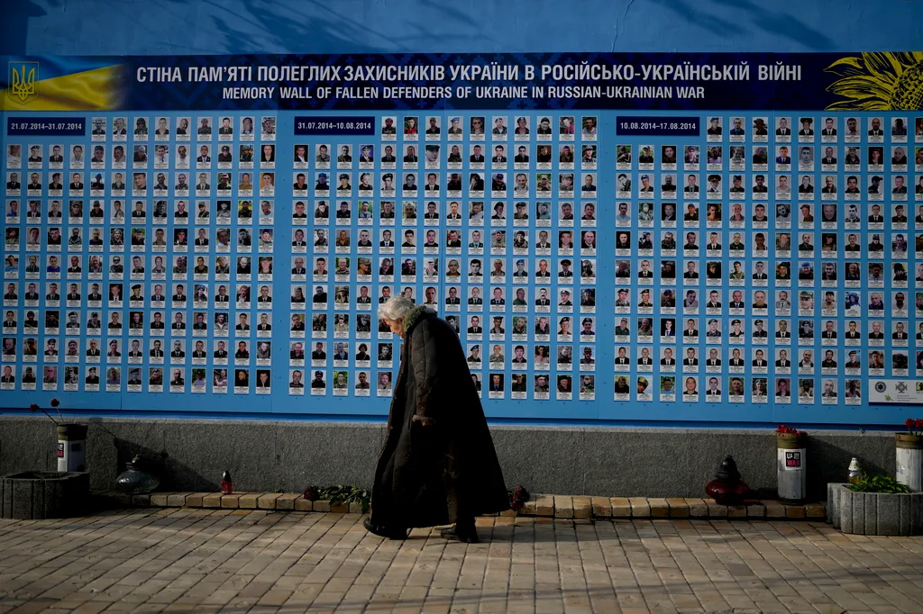 ukrán válság 2022, orosz, ukrán, háború, Ukrajna, áldozatok fala 