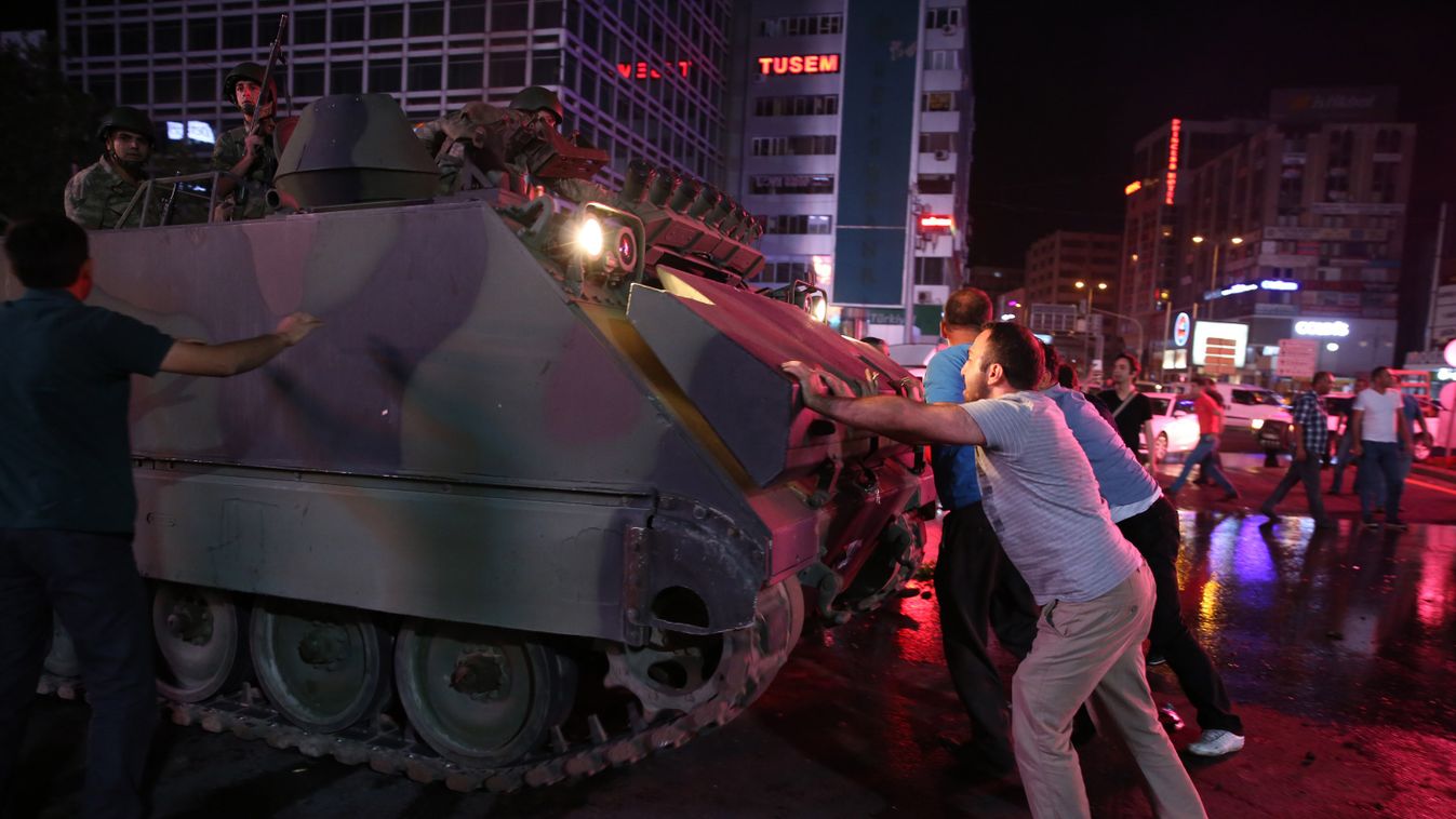 törökország török puccs katonai politika 