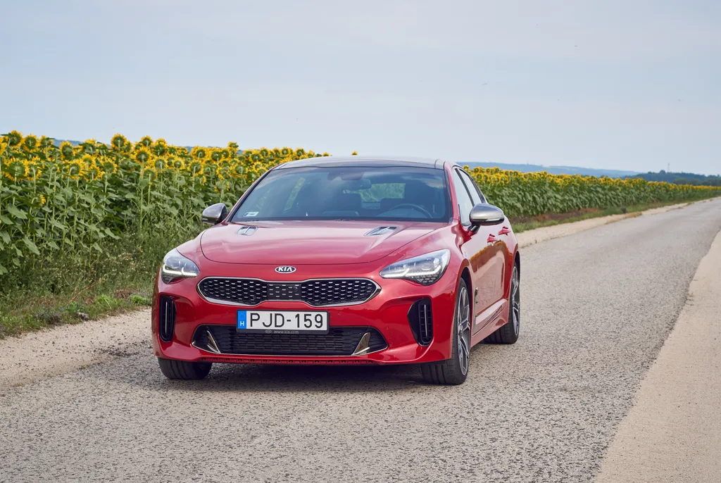 Kia Stinger V6 teszt (2018) 