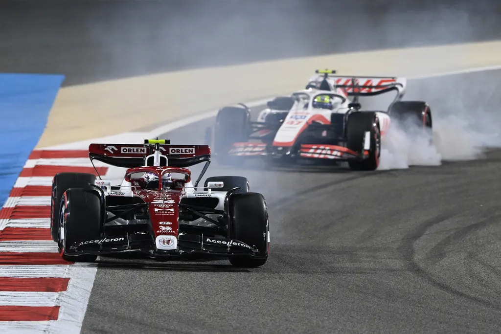 Forma-1, Bahreini Nagydíj, Csou Kuan-jü, Alfa Romeo, Mick Schumacher, Haas 