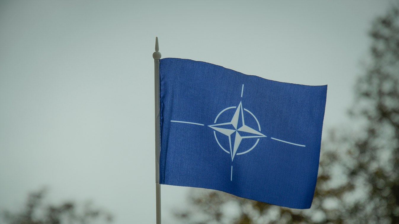NATO, logó, zászló 