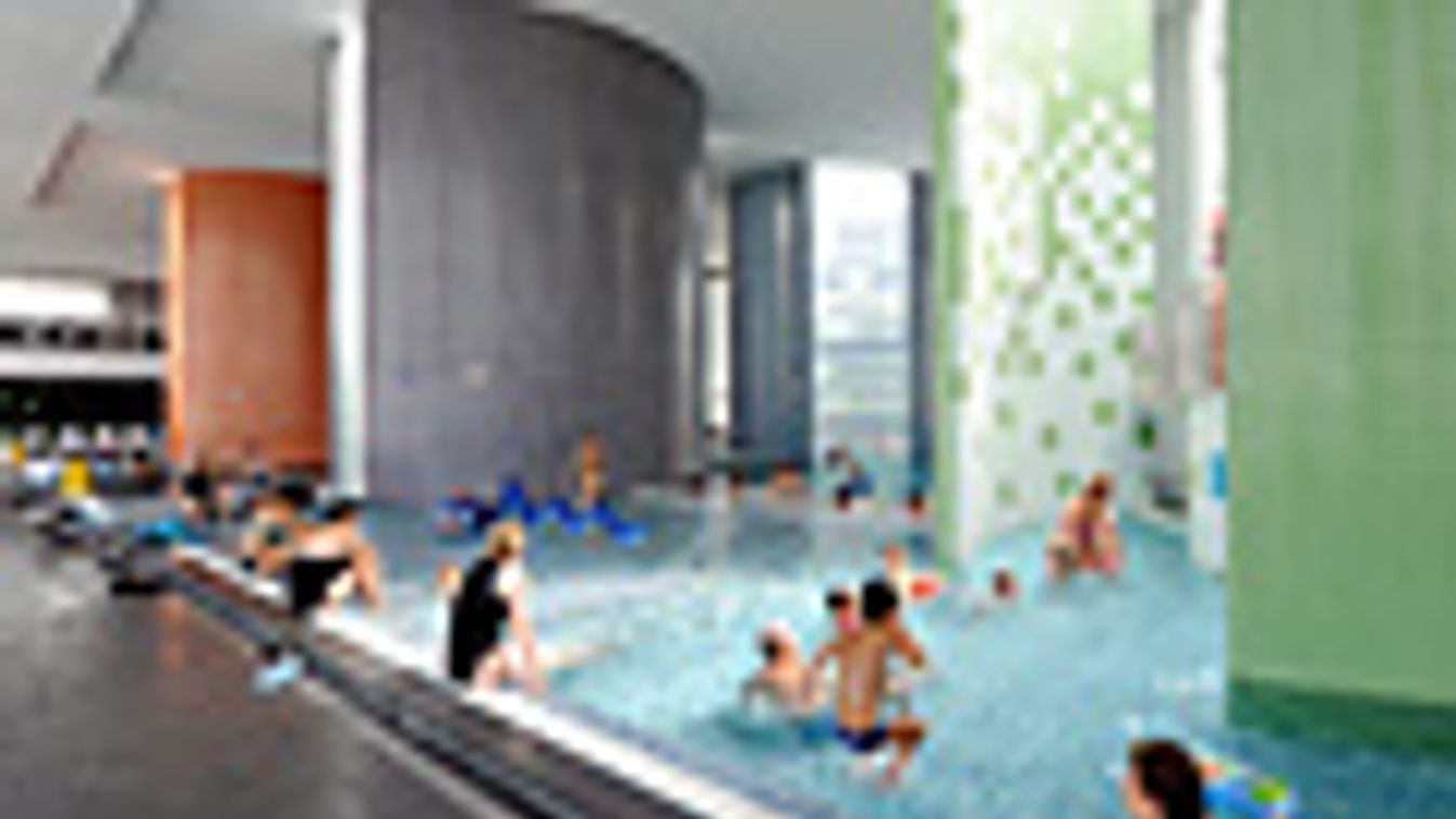 A Thermal Spa Siklós fürdőkomplexum fedett medencéi